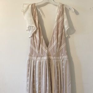 Bridal dress Deep V with slit size Large